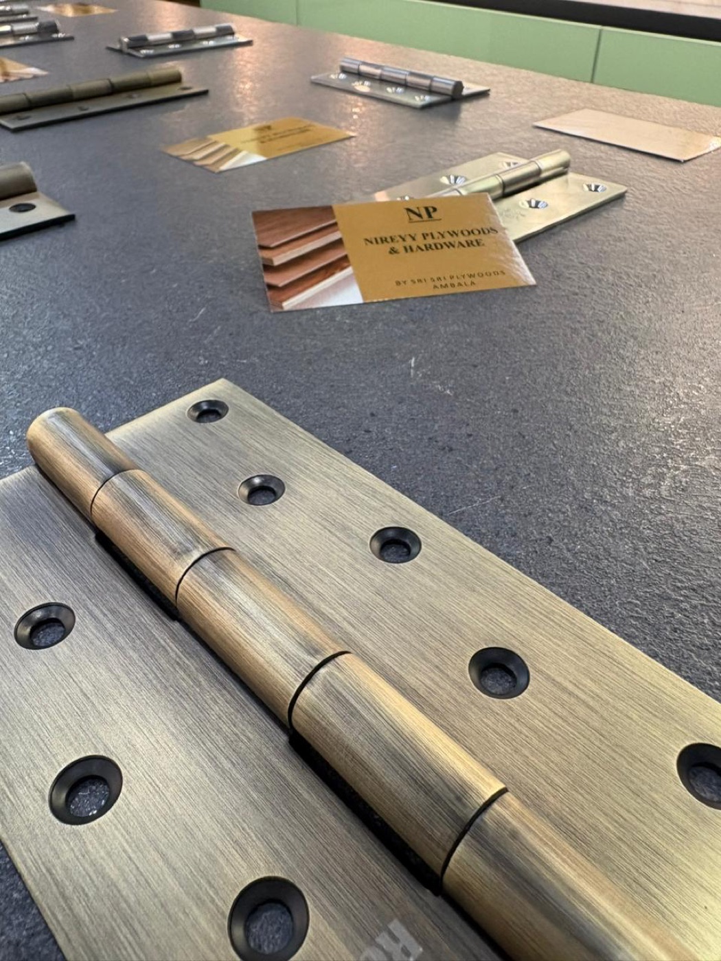 Premium hinge mechanism